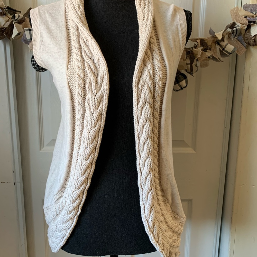 Honeylee knit vest